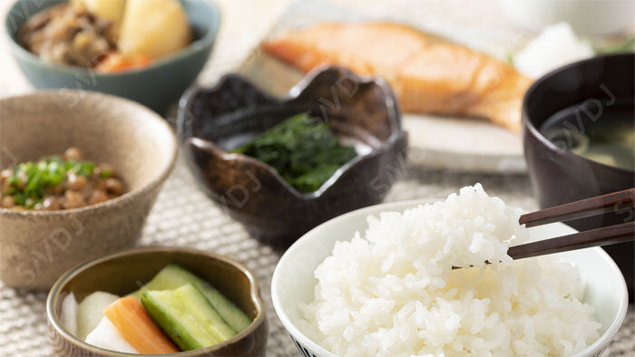 日本人の低炭水化物食と死亡リスクとの関連はU字型　蛋白源や脂質源による差異も存在