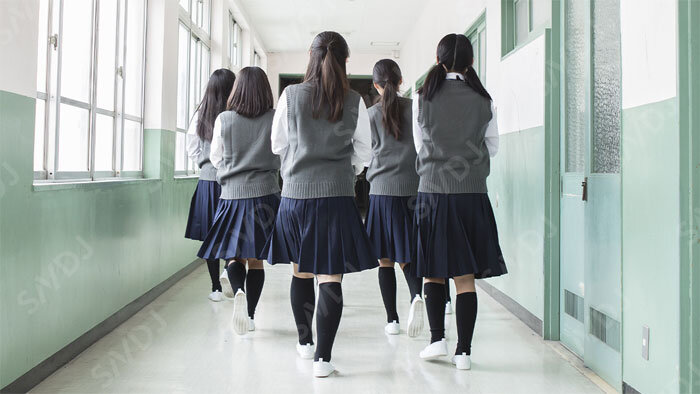 コロナ禍の休校で起床と朝食の時間が遅かった小中学生は、より不健康な生活習慣だった　東京大学の研究