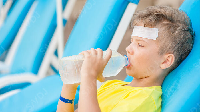 子どもの肥満対策のためにスポーツイベントでの水分補給は水だけを許可　参加者の反応を調査