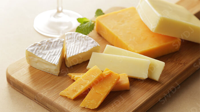 チーズを食べた後の筋タンパク合成刺激作用は、濃縮乳タンパクを摂取した場合と同レベル