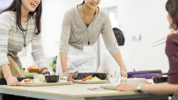 社員食堂の料理に低ナトカリ比調味料を採用することのインパクト　国内クロスオーバー試験