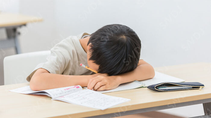 なぜ日本の小学生は睡眠不足なのか？ 4,000人超調査で子どもの睡眠負債の実態が判明　大阪大学